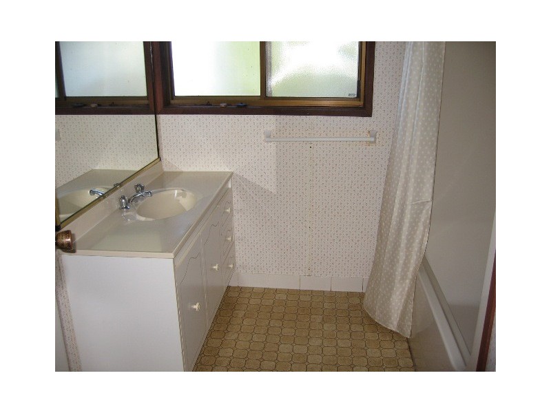 513 Eleven Mile Dr, Bathurst NSW 2795