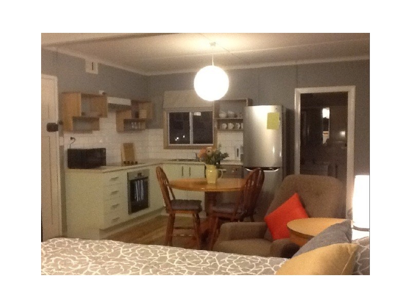 1/364 Peel St, Bathurst NSW 2795