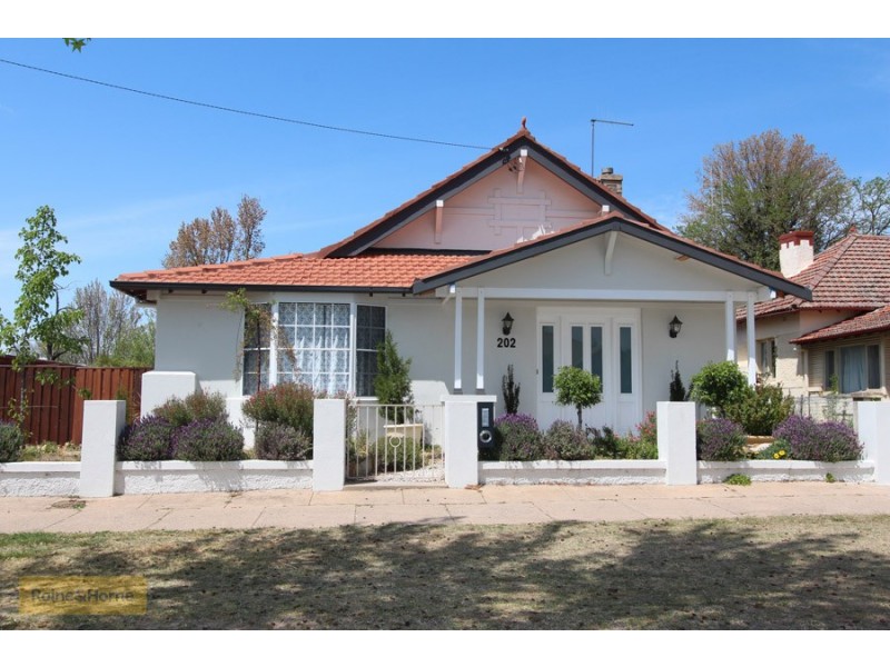202 Rankin Street, Bathurst NSW 2795