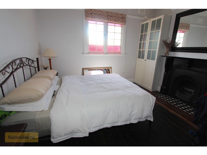 202 Rankin Street, Bathurst NSW 2795