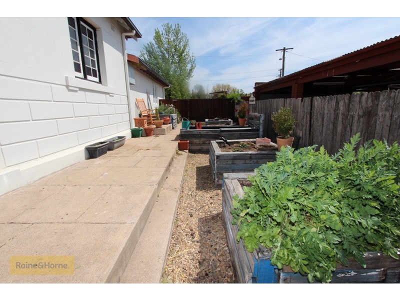 202 Rankin Street, Bathurst NSW 2795