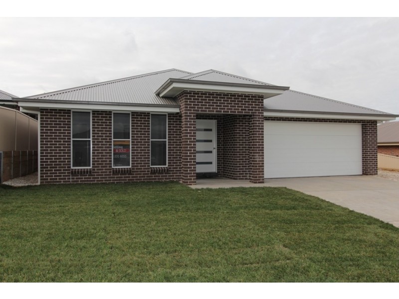 6 Redding Street, Kelso NSW 2795