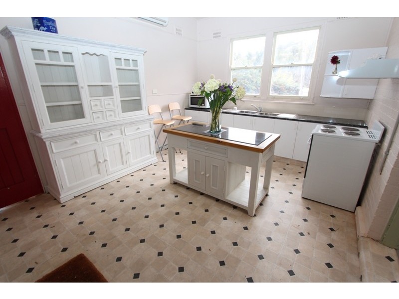 1 Davis Street, Sofala NSW 2795