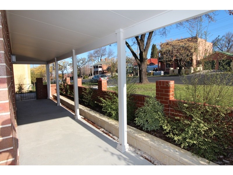 223 Keppel Street, Bathurst NSW 2795