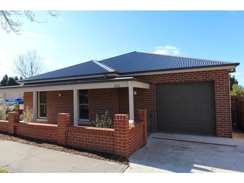 223 Keppel Street, Bathurst NSW 2795
