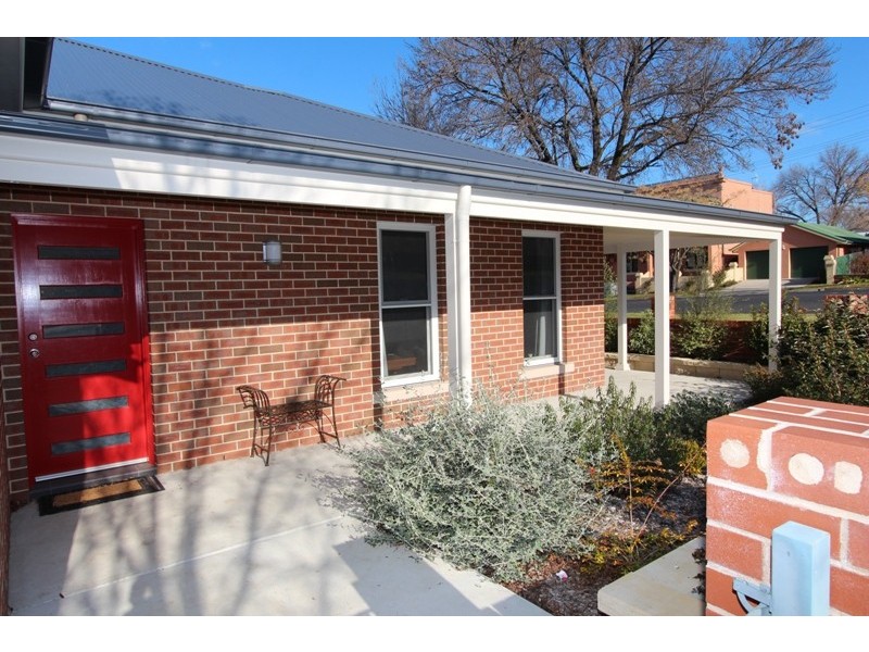 223 Keppel Street, Bathurst NSW 2795