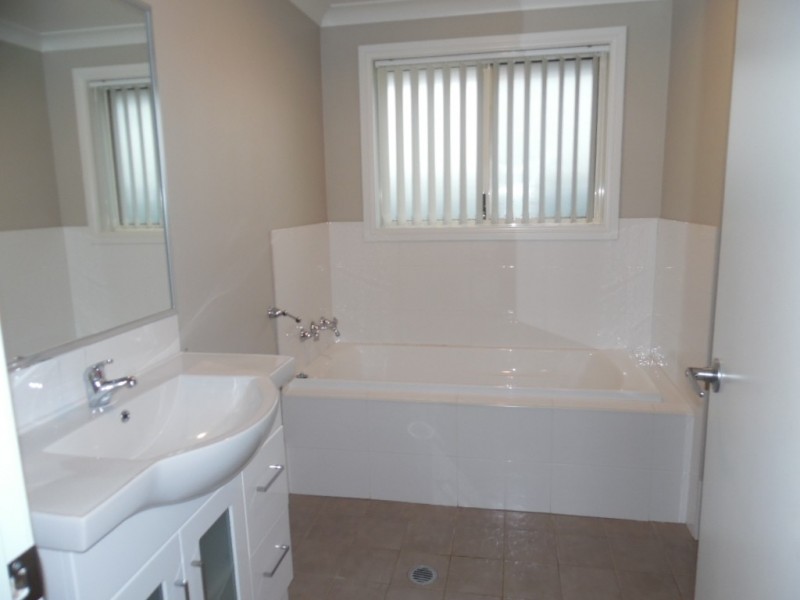 28 Marriott Avenue, Kelso NSW 2795