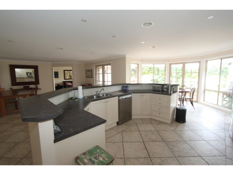 18 Ironstone Avenue, White Rock NSW 2795