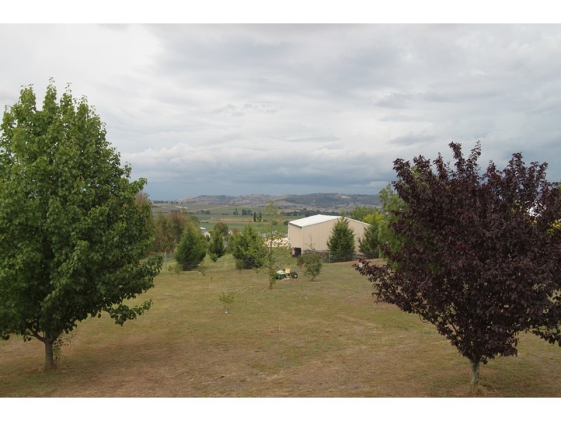 18 Ironstone Avenue, White Rock NSW 2795