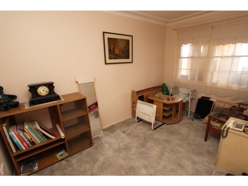 12 Miriyan Drive, Kelso NSW 2795