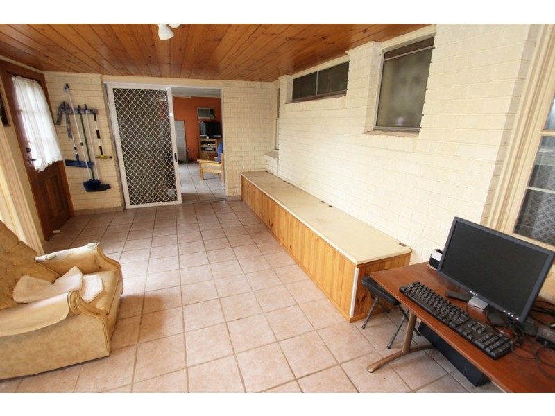 12 Miriyan Drive, Kelso NSW 2795