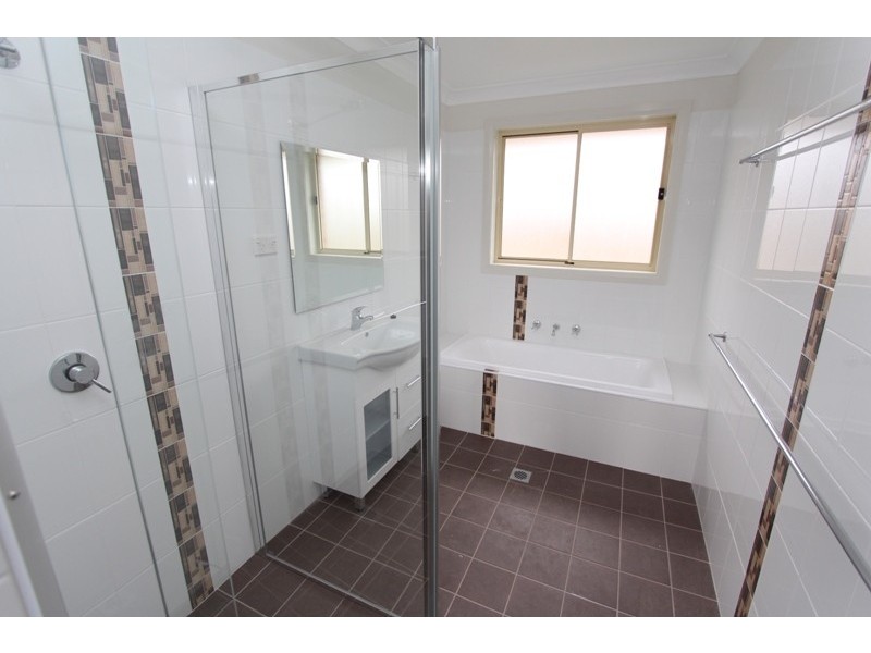 1 / 83D Marsden Lane, Kelso NSW 2795