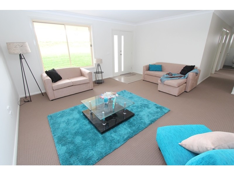 2 / 83A Marsden Lane, Kelso NSW 2795