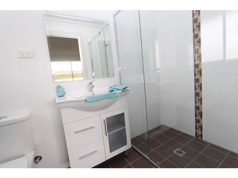 2 / 83A Marsden Lane, Kelso NSW 2795