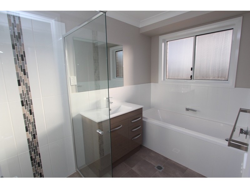 3 Cheviot Drive, Kelso NSW 2795