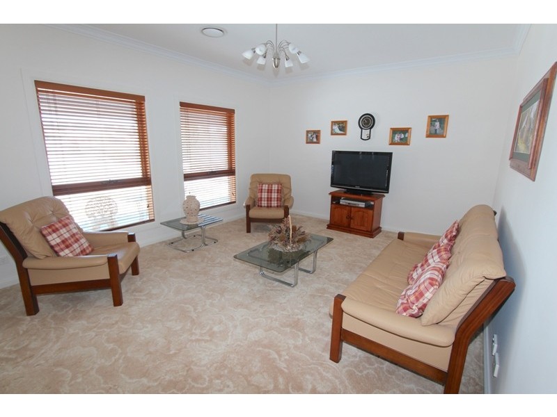 83 Blue Ridge Drive, White Rock NSW 2795