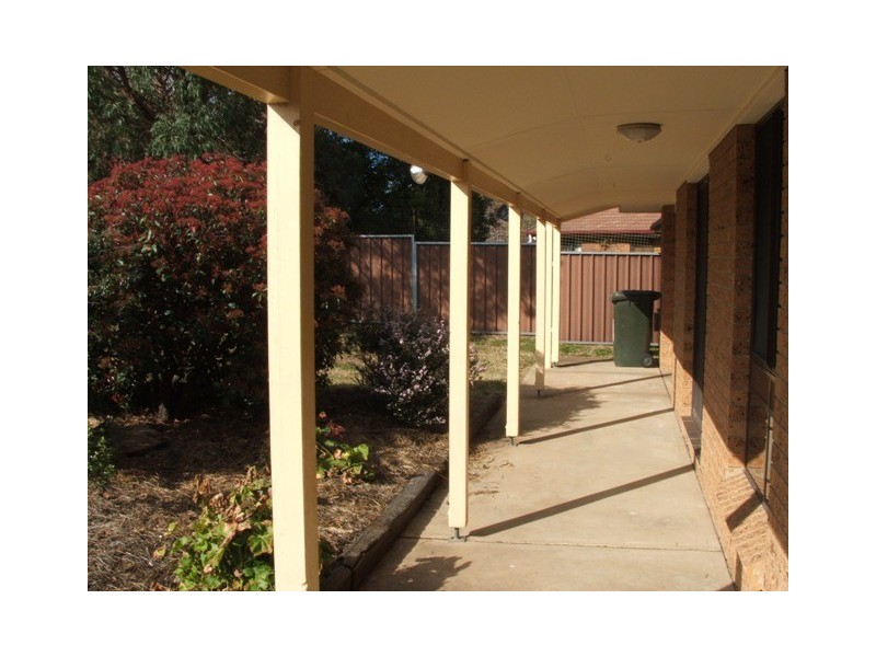 10 Sloman Court, Bathurst NSW 2795