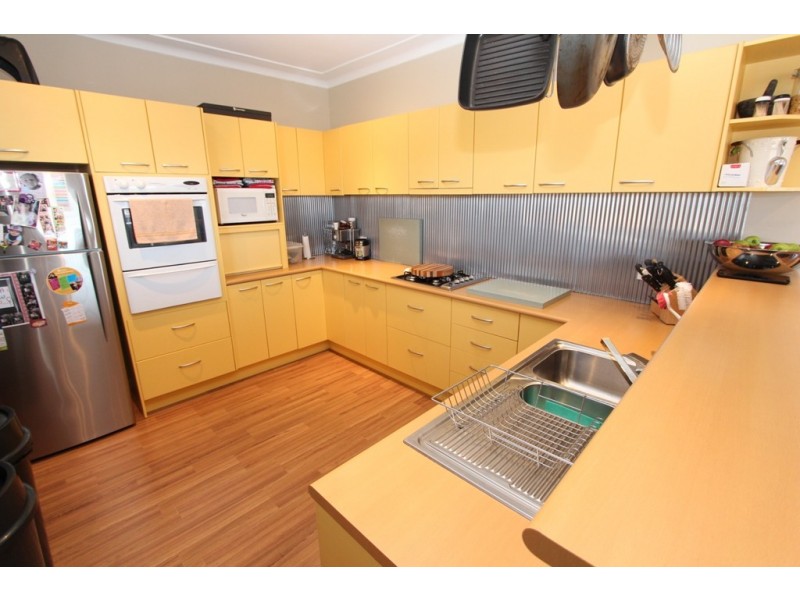 4 Mckell Street, West Bathurst NSW 2795