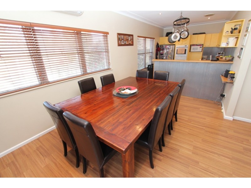 4 Mckell Street, West Bathurst NSW 2795