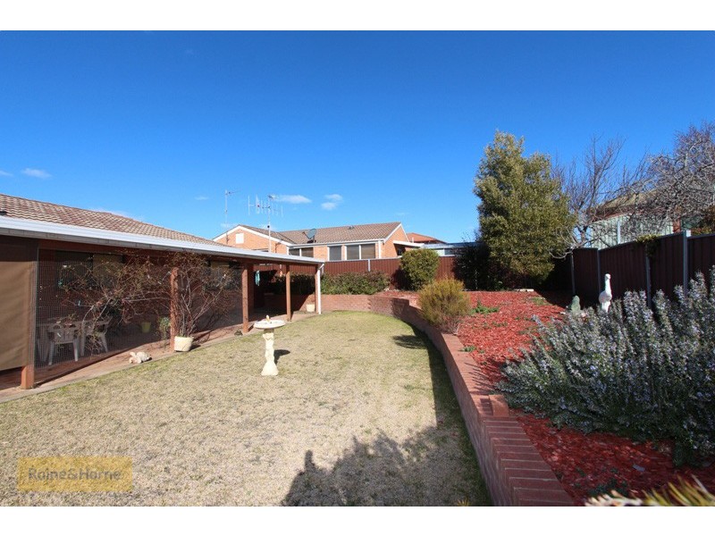 12 Beavis Place, Llanarth NSW 2795