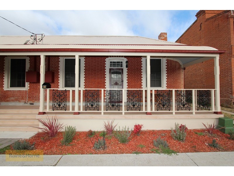 272 Rankin Street, Bathurst NSW 2795