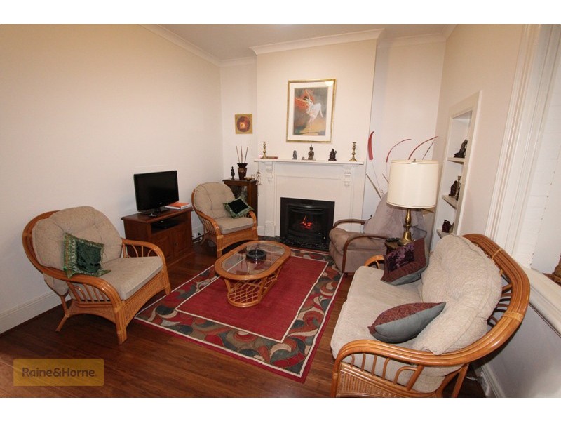 272 Rankin Street, Bathurst NSW 2795