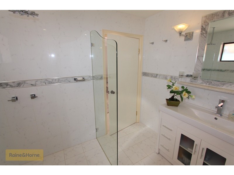 16 Cherry Lane, Robin Hill NSW 2795