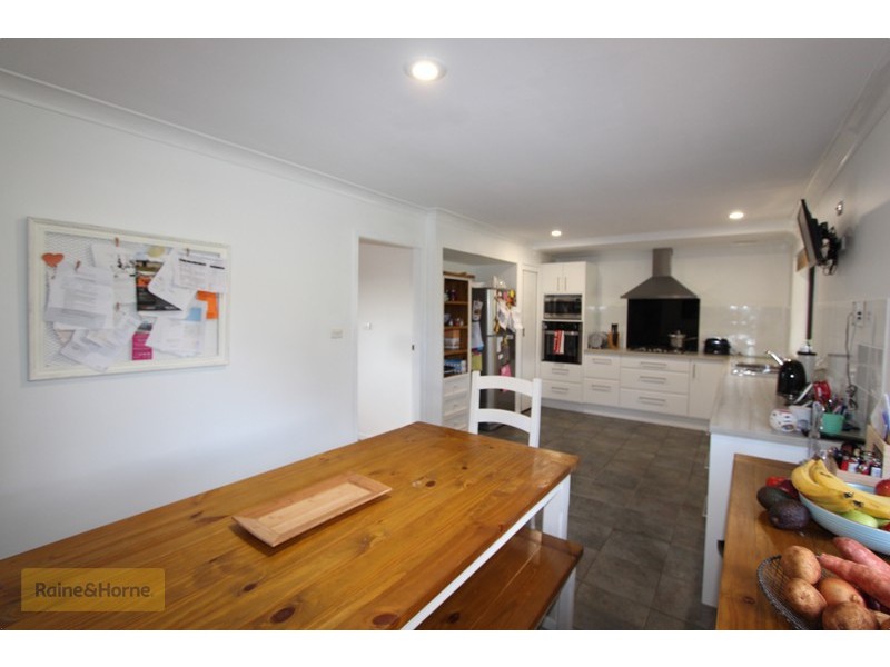 13 Weeronga Way, Kelso NSW 2795