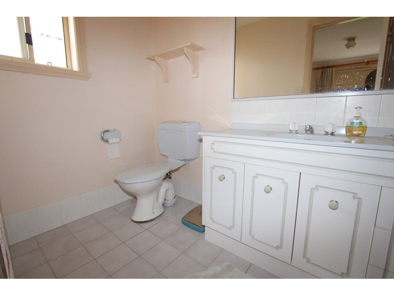 3 Laws Place, Windradyne NSW 2795