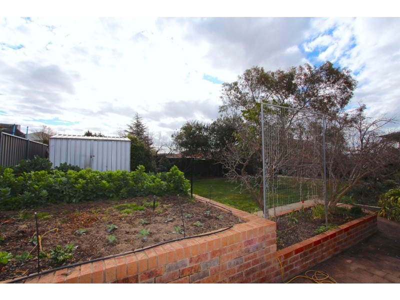 3 Laws Place, Windradyne NSW 2795