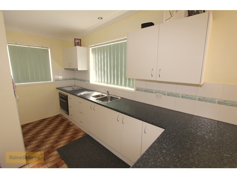 284 Durham Street, Bathurst NSW 2795