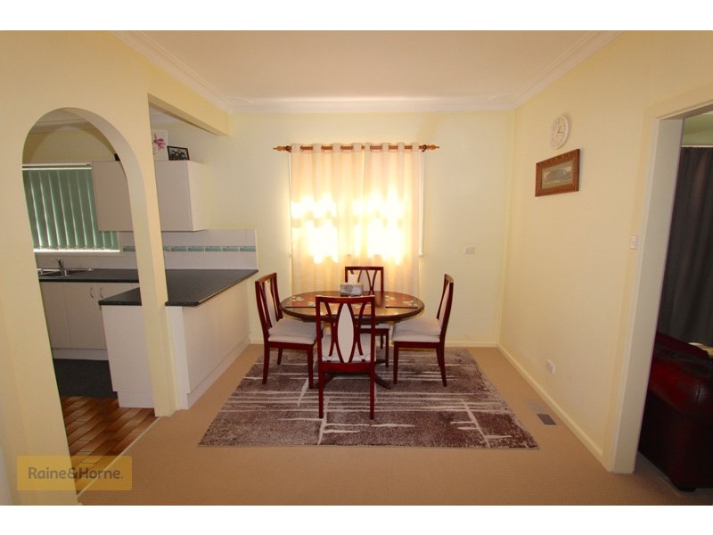 284 Durham Street, Bathurst NSW 2795