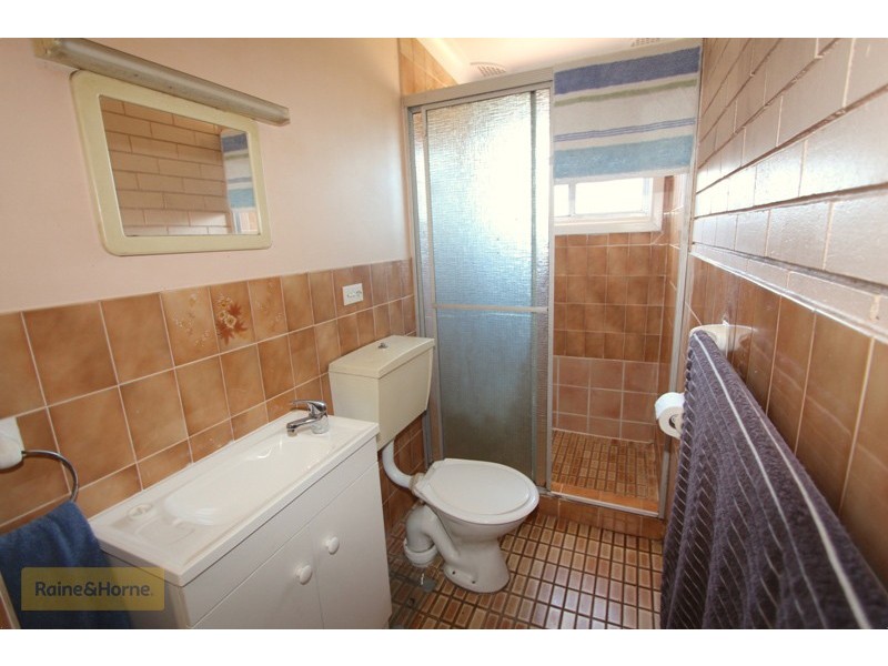 284 Durham Street, Bathurst NSW 2795