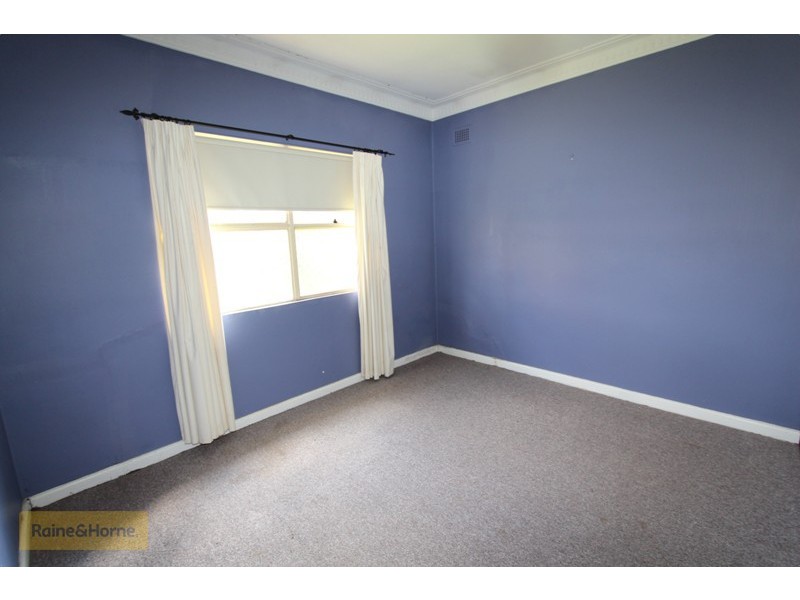 154 Havannah Street, Bathurst NSW 2795