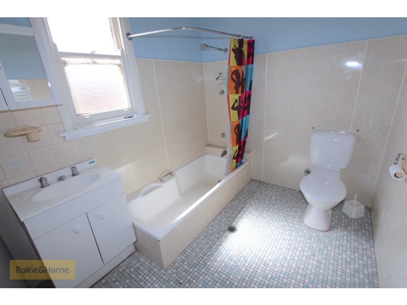 154 Havannah Street, Bathurst NSW 2795