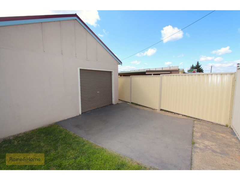 154 Havannah Street, Bathurst NSW 2795