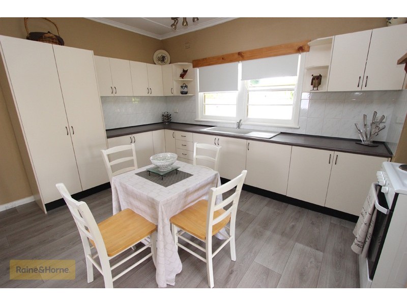 11 Park Street, Eglinton NSW 2795