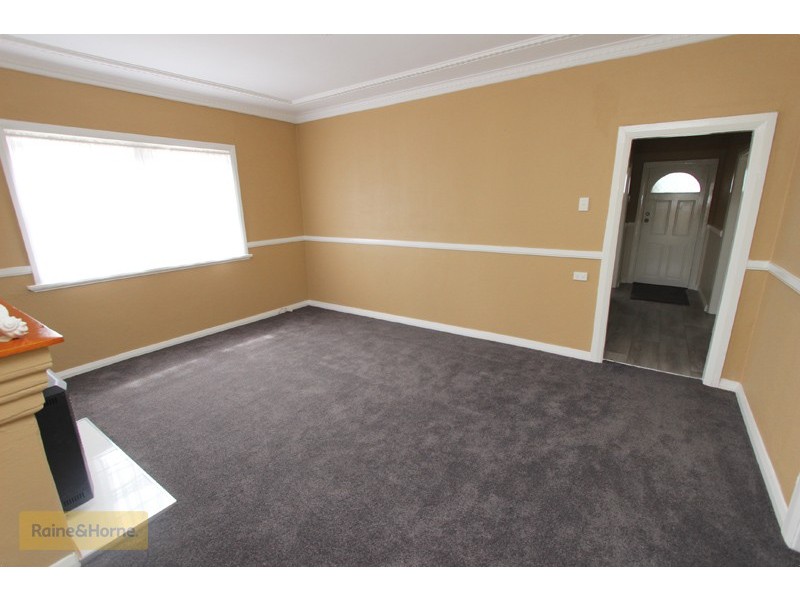 11 Park Street, Eglinton NSW 2795