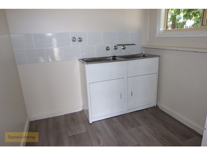 11 Park Street, Eglinton NSW 2795