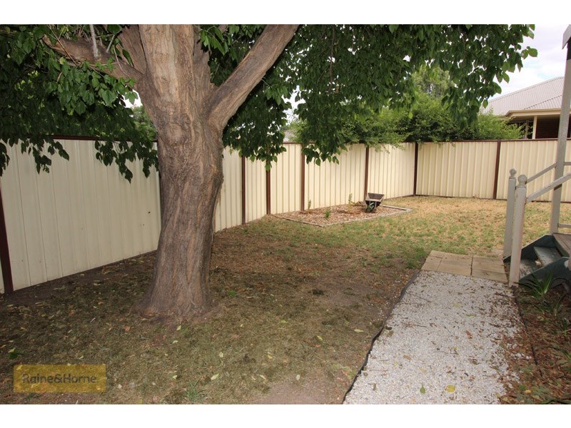 11 Park Street, Eglinton NSW 2795