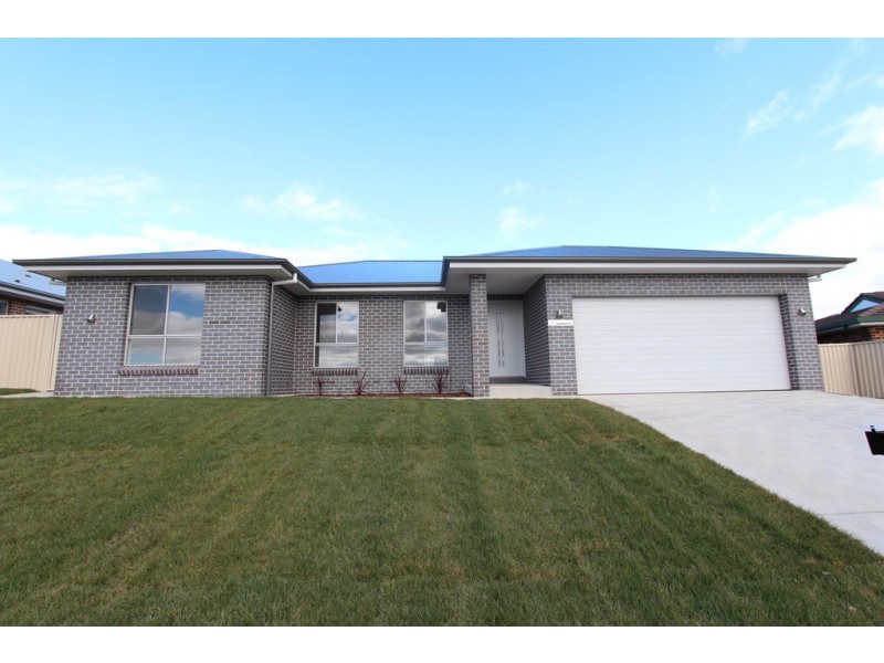 37 Wentworth Drive, Kelso NSW 2795