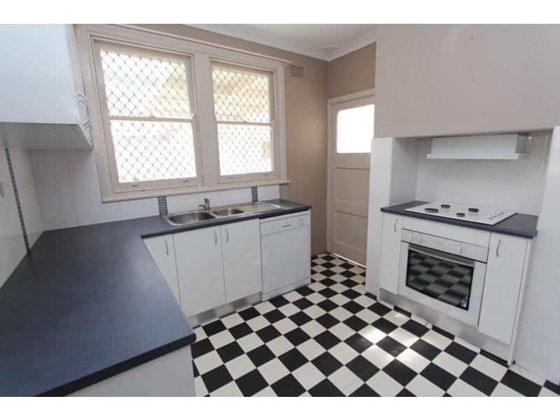 110 Sydney Road, Kelso NSW 2795