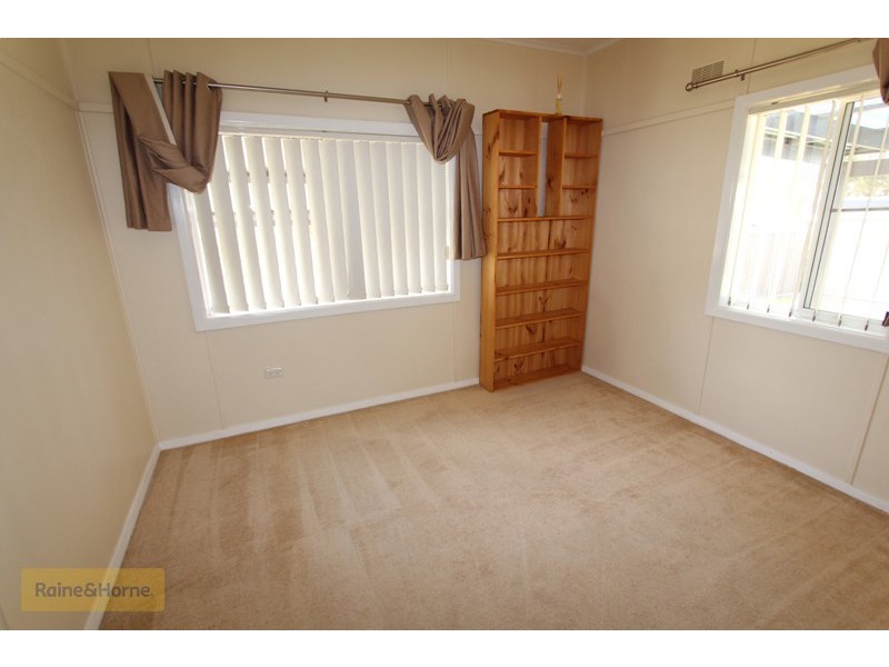 3 McPhillamy Avenue, Gormans Hill NSW 2795