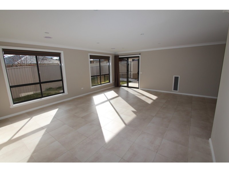 45 Amber Close, Kelso NSW 2795