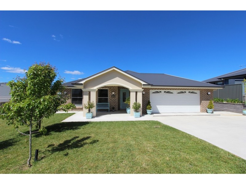29 Coolabah Close, Kelso NSW 2795
