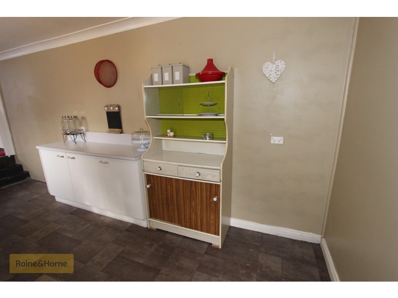 9 Devonshire Lane, Bathurst NSW 2795