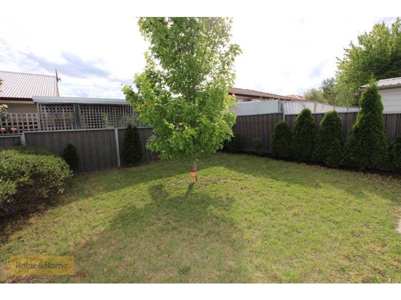 9 Devonshire Lane, Bathurst NSW 2795