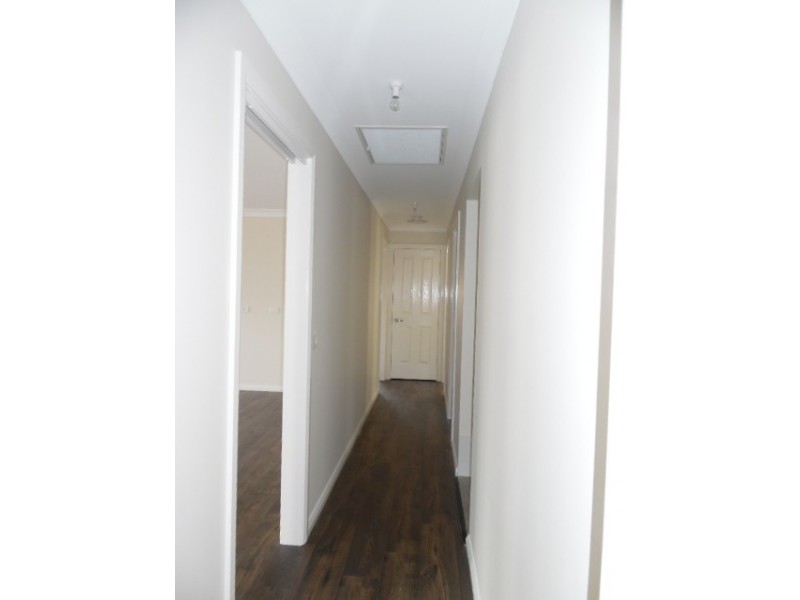 23 Parer Rd, Bathurst NSW 2795