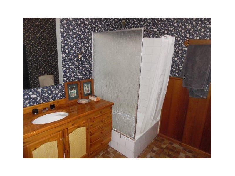 36 Keppel St, Bathurst NSW 2795