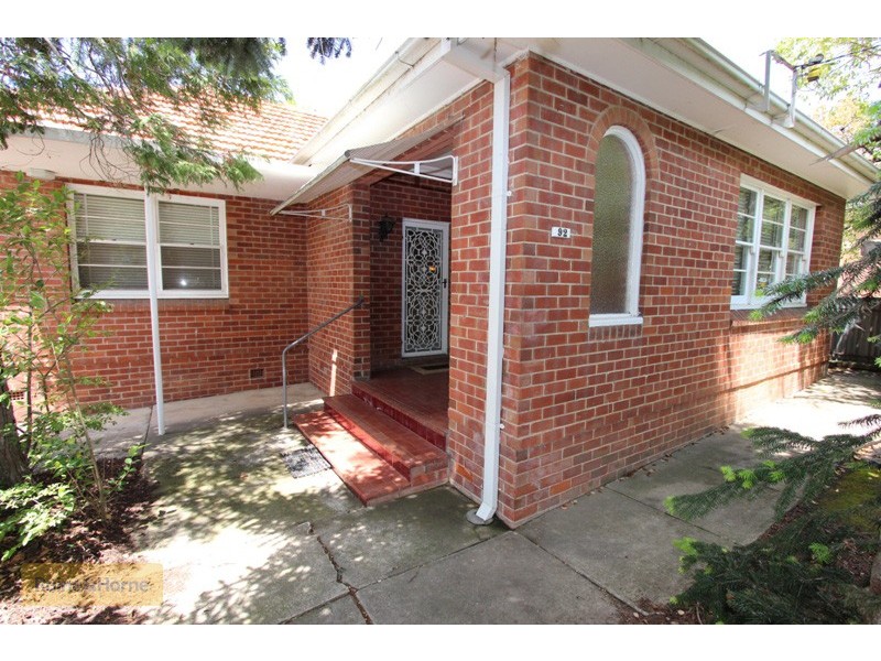 92 Hope Street, Bathurst NSW 2795